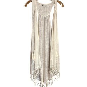 Eyeshadow Cream Fringe Vest with Pockets. Detailed Needlework
